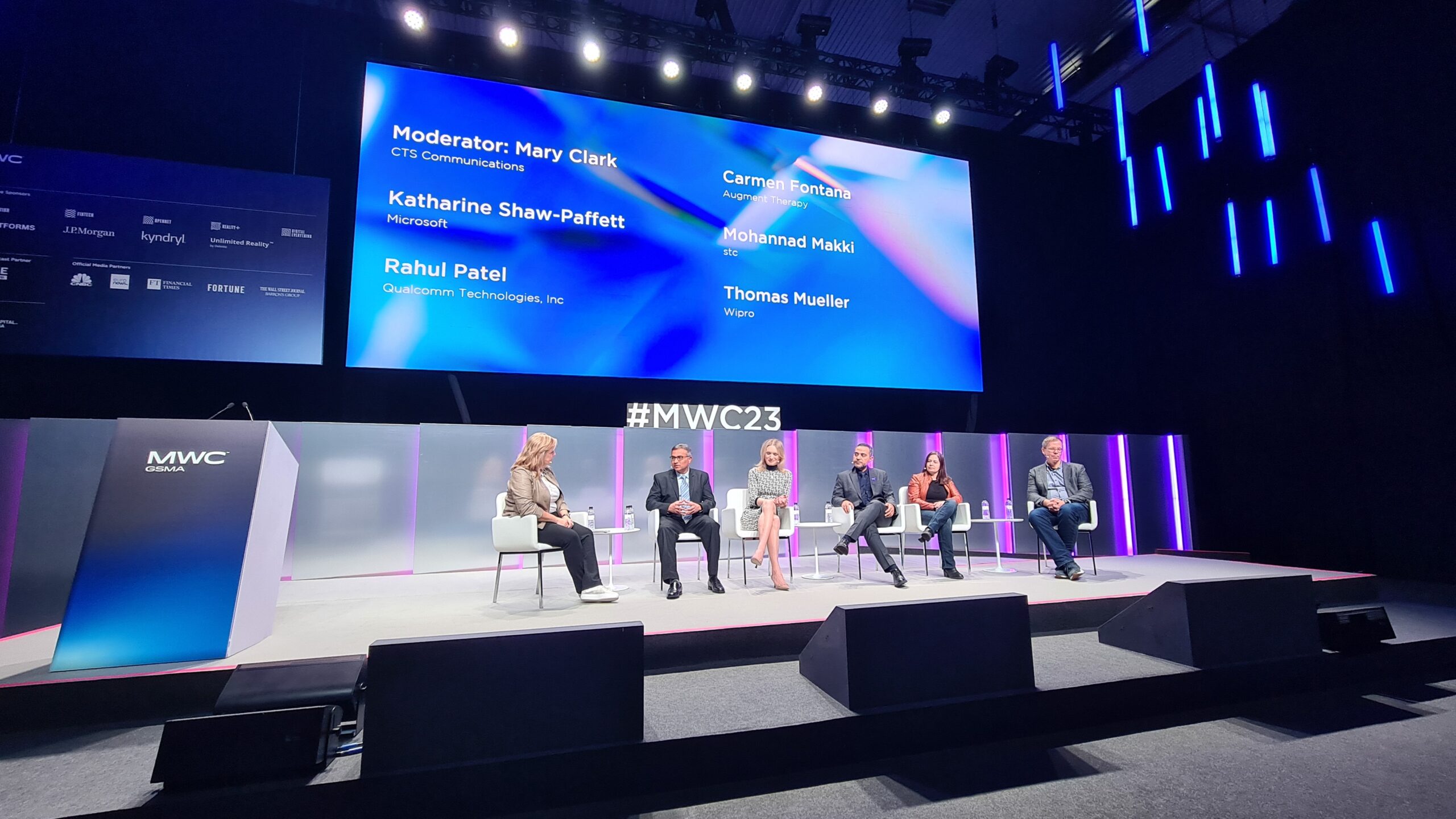 Is there anything that can’t be connected? session at MWC23